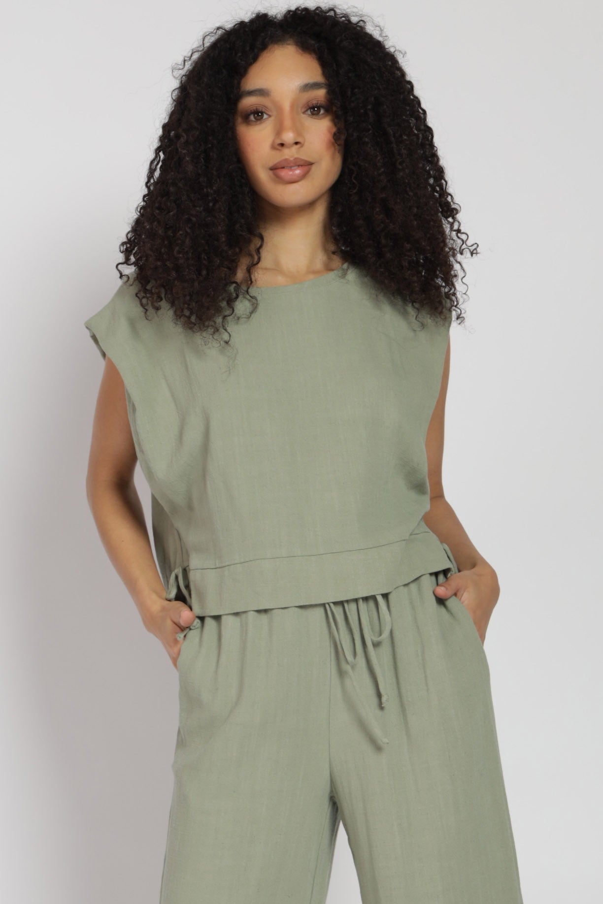 Iselin Linen top and pants set