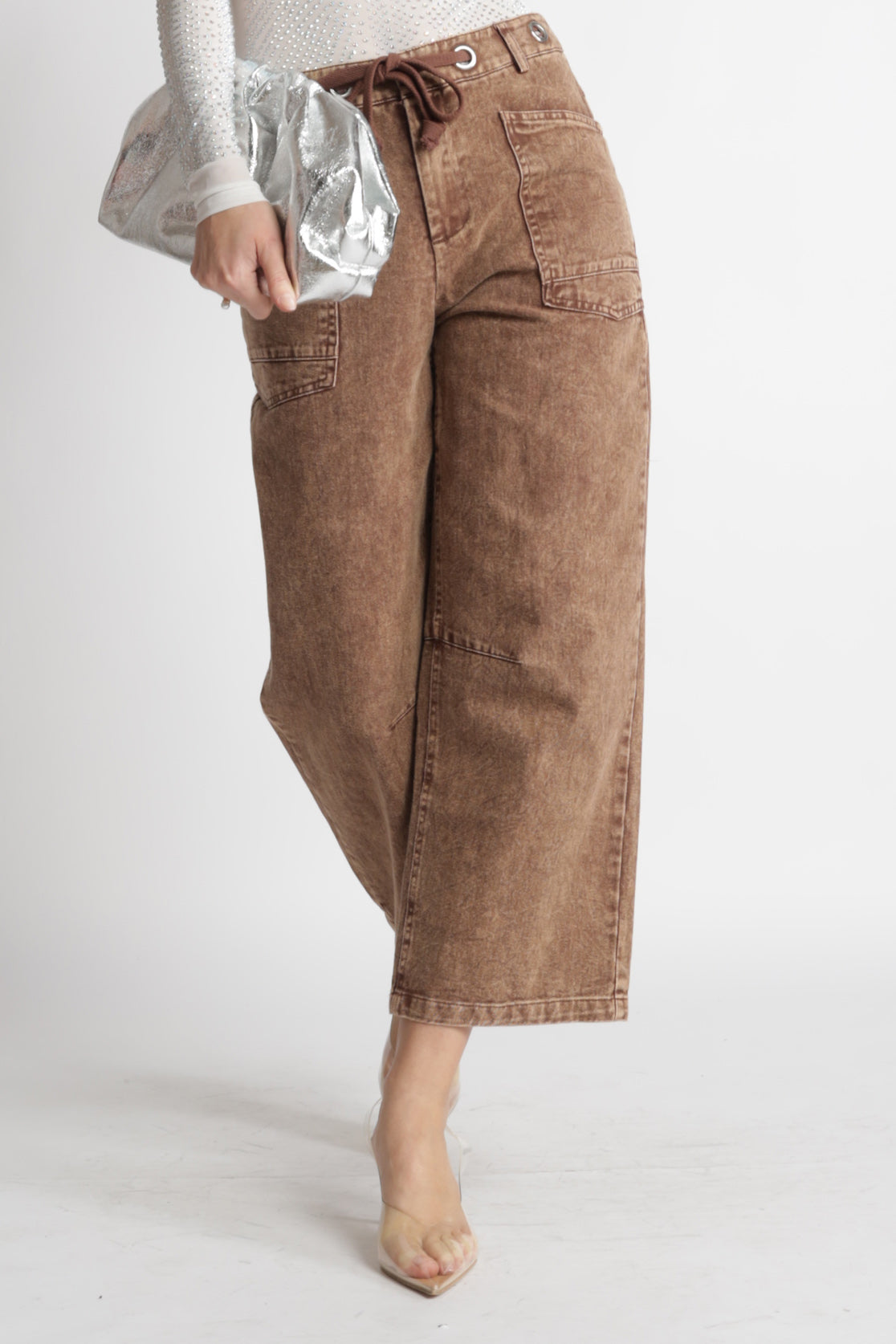 Vintage Washed Mid Rise Barrel Denim Pants
