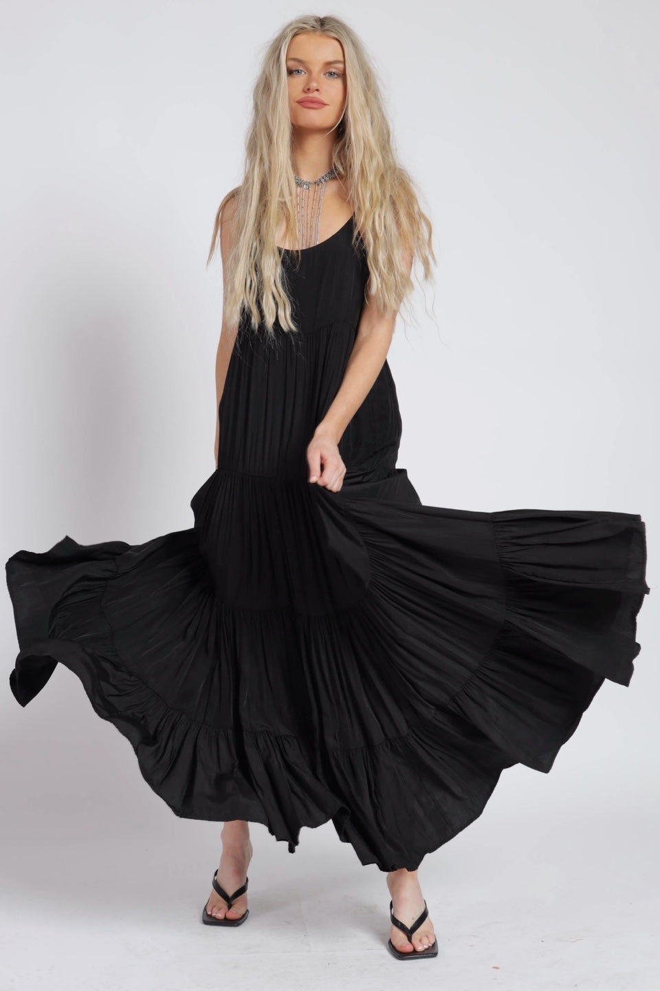 Darlin' Maxi Dress