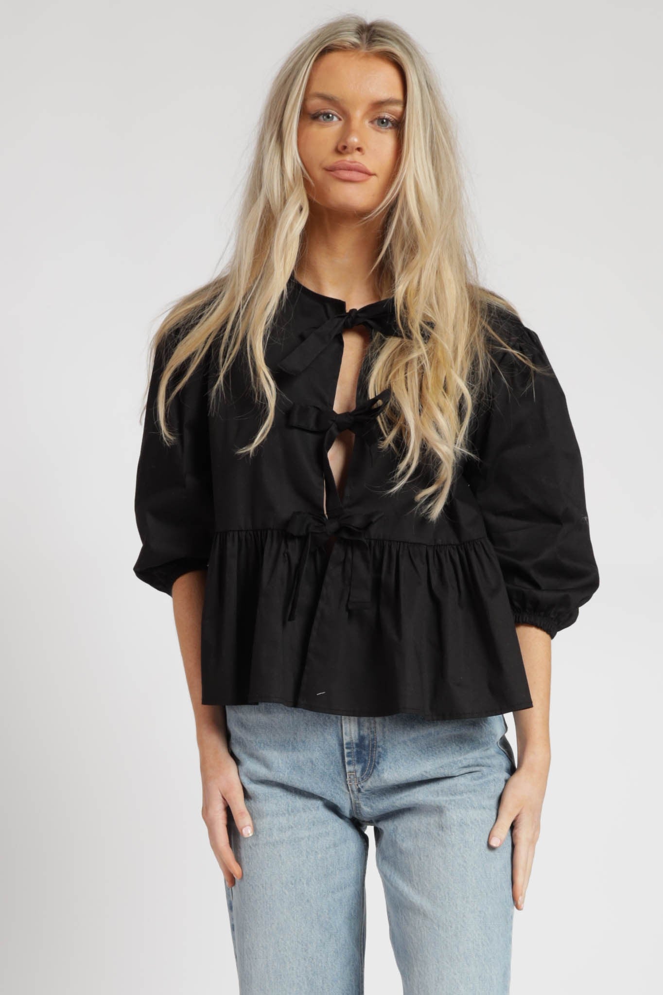 Evelyn Bow detailed Poplin  Puff Sleeves Top