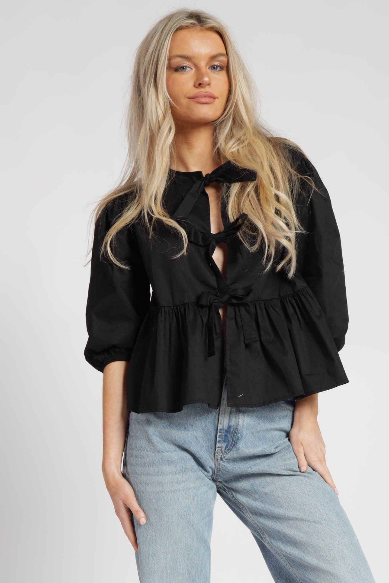 Evelyn Bow detailed Poplin  Puff Sleeves Top