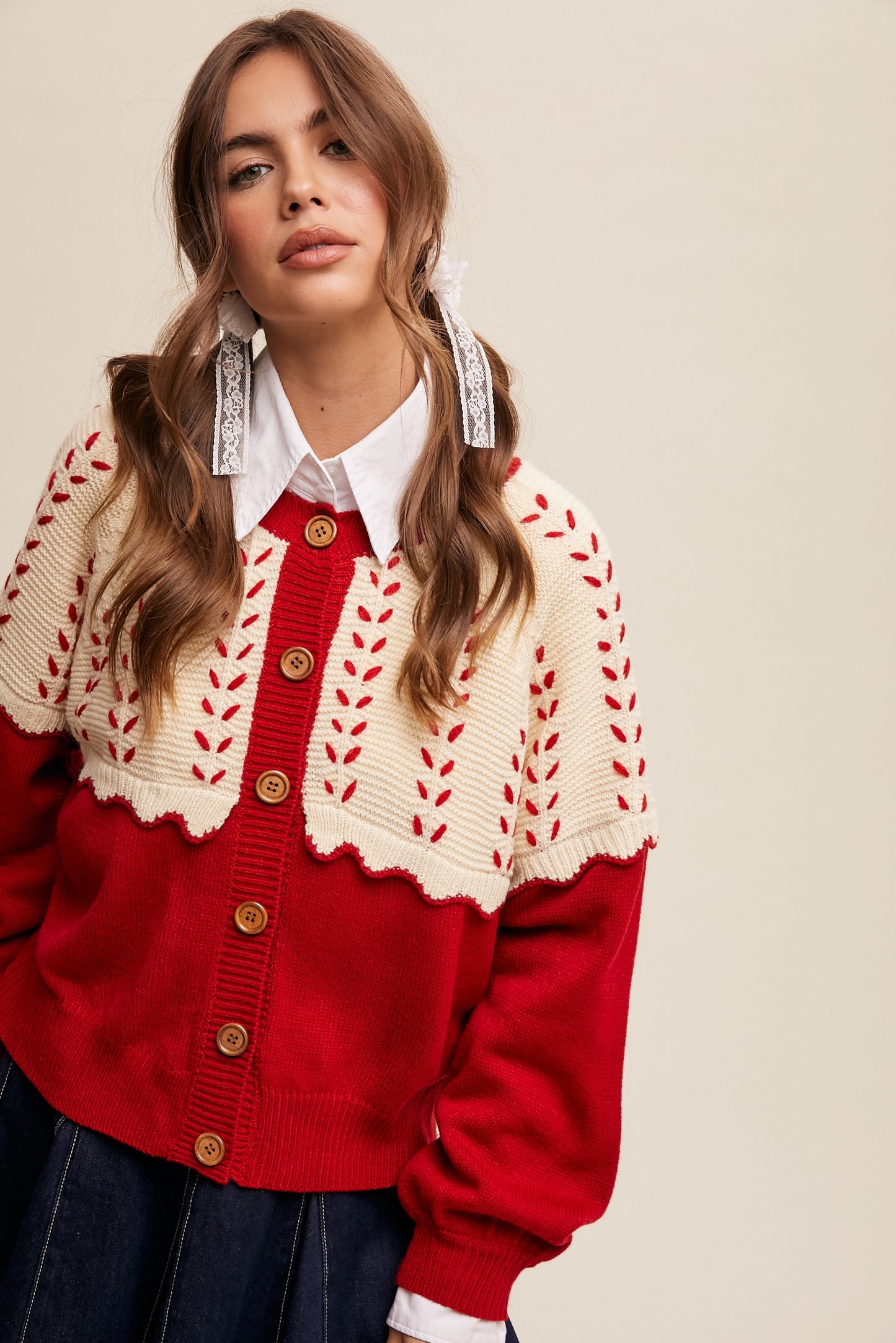 Hazel Scallop Detailed Cardigan